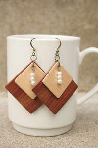 ต่างหูไม้แฮนด์เมดสไตล์เวียดนามเครื่องประดับแฟชั่นสุดเพอร์เฟกต์สำหรับทุกโอกาส - Product Image 5