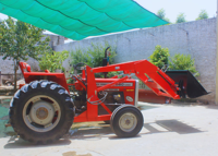 Massey Ferguson MF 385 Traktor mit hydraulischem Frontlader-Anbaugerät