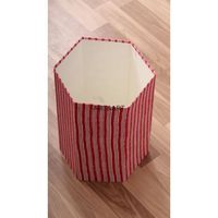 Poubelle décorative écologique faite à la main de 5 litres avec couvercle roulant en forme d'hexagone Poubelle en bois à rayures indiennes pour le recyclage de la maison
