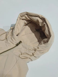 Chaqueta Acolchada de Lona Transpirable con Lentejuelas para Mujer, Estilo Moderno, Manga Larga, Cuello Redondo, Bolsillos Delanteros, Brillante y Elegante - Product Image 5