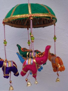 Décoration murale en forme d'éléphant en tissu artisanal traditionnel indien, à suspendre à la porte, 100% coton, design côtier - Product Image 5