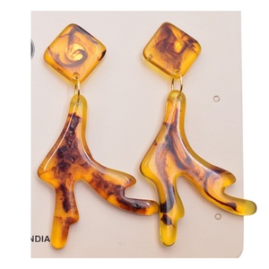 Pendiente de resina hecho a mano artístico de la mejor calidad, ropa promocional para mujeres, estilo encanto, fiestas, creaciones Zn, personalización - Product Image 4