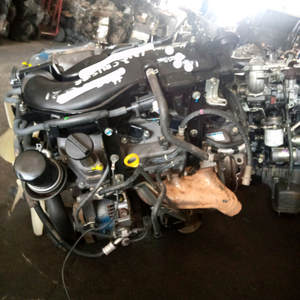 Toyota Hiluxx d'occasion, moteur 4.0 V6 1GR, 11-20 places, vitesse maximale de 51-70 km/h - Product Image 3