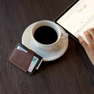 Tarjetero Minimalista Hecho a Mano de Cuero Genuino de Dos Tonos, Diseño Elegante y Delgado para Uso Diario, para Tarjetas de Crédito y Identificación, Color Negro - Product Image 2