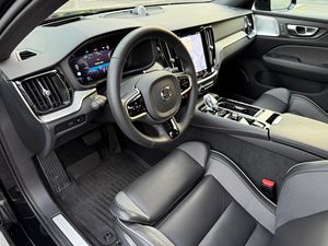 Vehículos Usados en Excelentes Condiciones: Volvo V60 Recharge T8 Polestar Engineered 2024, Disponibles para Envío - Product Image 5