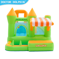 Château gonflable en tissu Oxford 420D 840D avec zone de jeu de lancer d'anneaux intégrée, pour divertissement à domicile, commande en gros