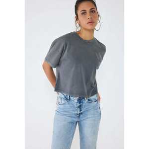 Camiseta Básica de Cuello Redondo - Product Image 2