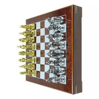 Jeu d'échecs de luxe en métal doré et argenté, nouvelle arrivée, haute qualité, personnalisé, avec des pions d'échecs égyptiens et un plateau en bois