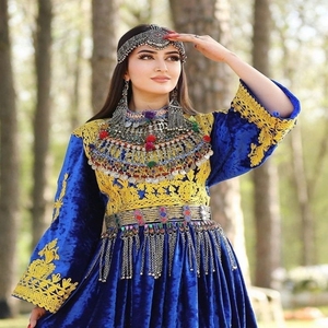 เดรสอัฟกานิสถานสีขาวแบบงานแฮนด์เมดสำหรับผู้หญิง2025ปักผ้าทำมือล่าสุด - Product Image 3