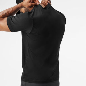 Camiseta para Hombre de Confort, Fabricada con Tela Ligera, Gramaje Adecuado y Ajuste Flexible - Product Image 2