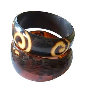 ชุดกำไลข้อมือเรซิ่นทอมือสุดหรูจาก UnfoldSelf กันน้ำ ปรับแต่งสีและขนาดได้ สร้างสรรค์สไตล์แฟชั่น โดดเด่นในงานแต่งงาน - Product Image 1