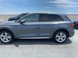 2018 Audi Q5 2.0T พรีเมี่ยม