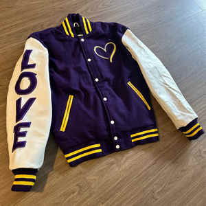 2025 hommes décontracté élégant varsity veste haute qualité toile manches longues Streetwear meilleur vendeur avec Logo de broderie personnalisé - Product Image 1