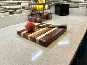 Elegante tabla de cortar de bambú reversible segura y duradera para uso diario para tabla de queso o accesorios de cocina de acero inoxidable - Product Image 3