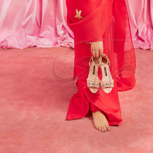 รองเท้าส้นสูงแบบสไลด์สำหรับผู้หญิง งานสั่งทำพิเศษ ทนทาน พิมพ์ลาย พื้นรองเท้าหนังแท้กันลื่น จัดส่งตรงจากโรงงาน MOQ ต่ำ - Product Image 5