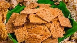 Craquelins de noix de coco COCO Crunch avec emballage OEM | Craquelin de noix de coco cuit au four croquant et délicieux - Product Image 5