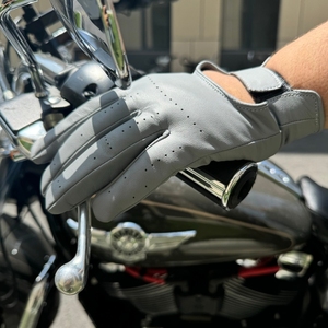 high Quality Leather <b>Cricket</b> Batting <b>Gloves</b> for Men Professional Grade Protection & Comfort - Product Image 4