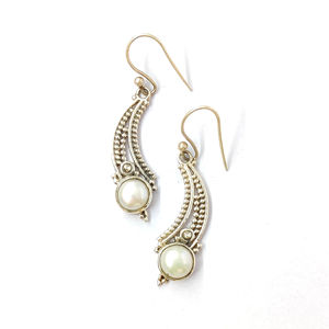 ต่างหูมุกน้ำจืด 3.6 กรัม สวยสง่าและมีประกายเงางาม ประเภทสินค้า - Product Image 1