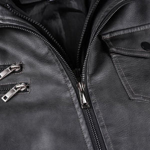 Veste à capuche en cuir motard noir personnalisable pour hommes coupe-vent avec tissu en toile et logo personnalisé - Product Image 5