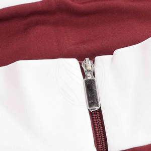 Chaqueta de fútbol de entrenamiento al por mayor al mejor precio para adultos personalizable con logotipo de nombre estampado hecho en poliéster fabricado en Pakistán - Product Image 3