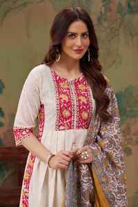 Dernier Designer Pur Coton Soie Travail À La Main Kurti Set Par Fab Zone - Product Image 4