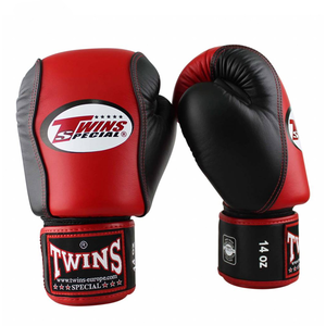 Gants de boxe angulaire de qualité supérieure en vente chaude Gants de boxe personnalisés avec support de poignet velcro pour entraînement professionnel MMA Muay Thai - Product Image 1