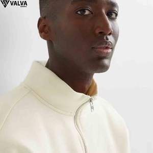 Sweat à capuche en coton polaire surdimensionné pour homme avec logo brodé Sweatshirts graphiques Sweatshirts en coton mélangé. - Product Image 3