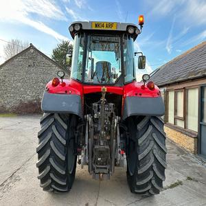 Tractor de alta resistencia Massey Ferguson 7615 para agricultura, entrega rápida y componentes de primera calidad, compre hoy con precios asequibles - Product Image 6