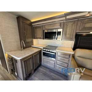 Camping-car de luxe d'occasion Entegra Coach Vision XL 31UL 2024 - Product Image 4