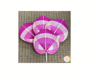 Handfan en bambou d'exportation vietnamienne: Design artisanal de qualité supérieure, des meilleurs fournisseurs pour un style mondial et un attrait culturel - Product Image 1