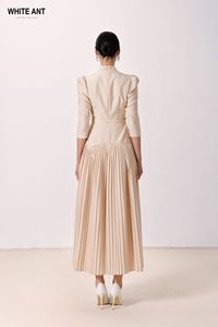 Nouveau design de robes d'été pour femmes Fermeture à glissière au dos Reggie Robe à plis Rayons de soleil Tissu écologique Étiquettes personnalisées Marque blanche du Vietnam - Product Image 4