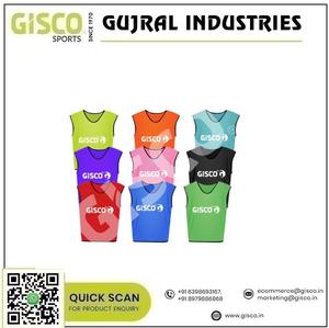 เสื้อซ้อมฟุตบอลตาข่ายขนาดจิ๋วที่มีความต้องการสูงเสื้อฟุตบอลระบายอากาศได้ดี95gsm จากผู้ผลิตอินเดีย - Product Image 2