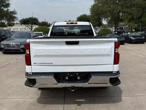 USED 2023 1500 Low Mileage Automatic Transmission Leather <b>Seats</b> Accidently free and ready to be ship out - Product Image 5