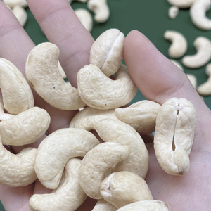 Vente flash, meilleur prix, noix de cajou WW180, WW240, WW320, LP, noix de cajou brutes, noix de cajou 1 kg, emballage de marque privée disponible - Product Image 1