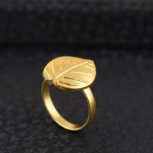 Unique Design Boho Leaf <b>Ring</b> Dainty Brass <b>Ring</b> for Women 18k Gold Plated Vintage Floral <b>Statement</b> <b>Ring</b> for Wholesale/OEM/ODM - Product Image 6