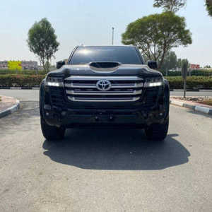 Edición General 2023-2024, Asientos de Cuero, Techo Panorámico, Transmisión Automática, Interior Oscuro Usado, Cilindro de Aspiración Natural - Product Image 1