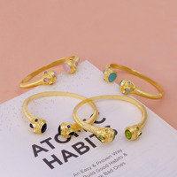 Bracelets ajustables élégants en laiton plaqué or avec calcédoine aqua, forme poire, tendance pour femme, El Joyero, mariage