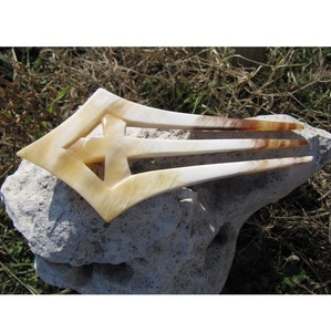 Horn Hair Clip Pin para peinados tradicionales y modernos - Product Image 1