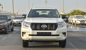 Toyota Land Cruiser Prado TX AWD 2022, moteur turbo, pneus R20, sièges en cuir, conduite à gauche, intérieur clair, occasion - Product Image 2