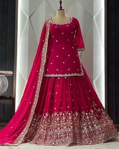 Ensemble Lehenga traditionnel ethnique indien pakistanais avec haut et dupatta en georgette avec broderie, Lehenga entièrement cousu - Product Image 3