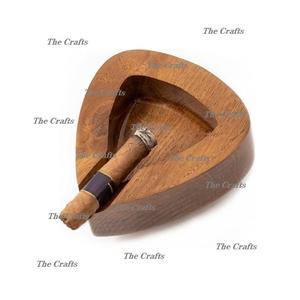 Cendrier à cigarettes en bois massif Taille et forme personnalisées Plateau à tabac à fumer pour la maison, l'hôtel et le bureau - Product Image 1