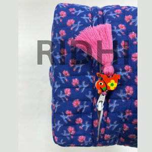 กระเป๋าโท้ทน้ำหนักเบาแบบมีซิป ลายดอกบลูส์บลูส์  วินเทจ เป็นมิตรกับสิ่งแวดล้อม  พิมพ์ลายตามสั่ง  สำหรับจัดเก็บของใช้เดินทางและเครื่องสำอาง - Product Image 4