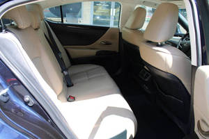 2022 Lexus ES 350 Dirección derecha Asientos de cuero Cámara trasera Techo solar - Product Image 4