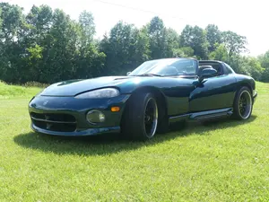 คลาสสิกวินเทจสำหรับรถดอดจ์ RT 10 ไฮเปอร์ไวเปอร์ ปี 1995 สร้างขึ้นเพื่อความน่าประทับใจและประสิทธิภาพ - Product Image 2