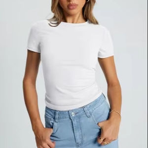 เสื้อยืดผู้หญิงสำหรับฤดูร้อน ผ้าฝ้ายและใยไผ่ ระบายอากาศได้ดี แห้งเร็ว ทรงเข้ารูปพรีเมียม พร้อมโลโก้แบบกำหนดเองได้ - Product Image 6