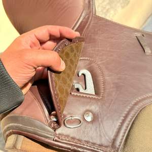 อานม้าหนังแท้แบบอังกฤษ พร้อมแผ่นหนังกลับ  แบบ Close Contact - Product Image 5