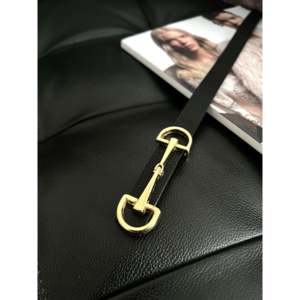 Ceinture fine à boucle longue confortable pour femmes - Product Image 1