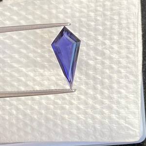 Belle 100% naturel Iolite prix de gros cerf-volant forme pierre précieuse en vrac pour la fabrication de bijoux pierre précieuse calibrée à facettes à vendre - Product Image 4