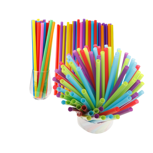 Options colorées Pailles de qualité supérieure Conception utilitaire de boisson jetable en plastique Emballage personnalisé du fabricant vietnamien - Product Image 4