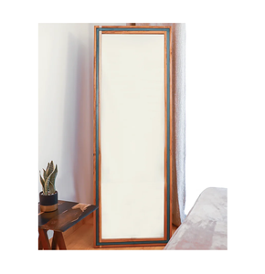 Miroir mural moderne en bois et résine, design tendance et nouveau, pour une décoration intérieure élégante, combinant une texture de bois naturel - Product Image 1